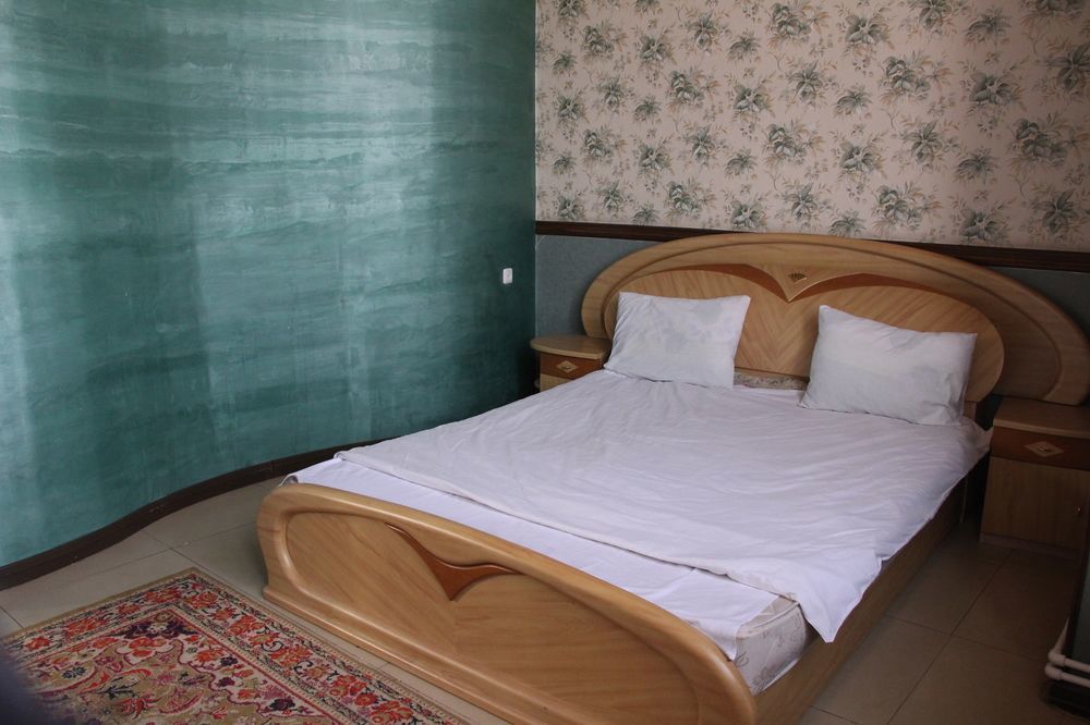 Aratta Hotel Argavand Екстериор снимка