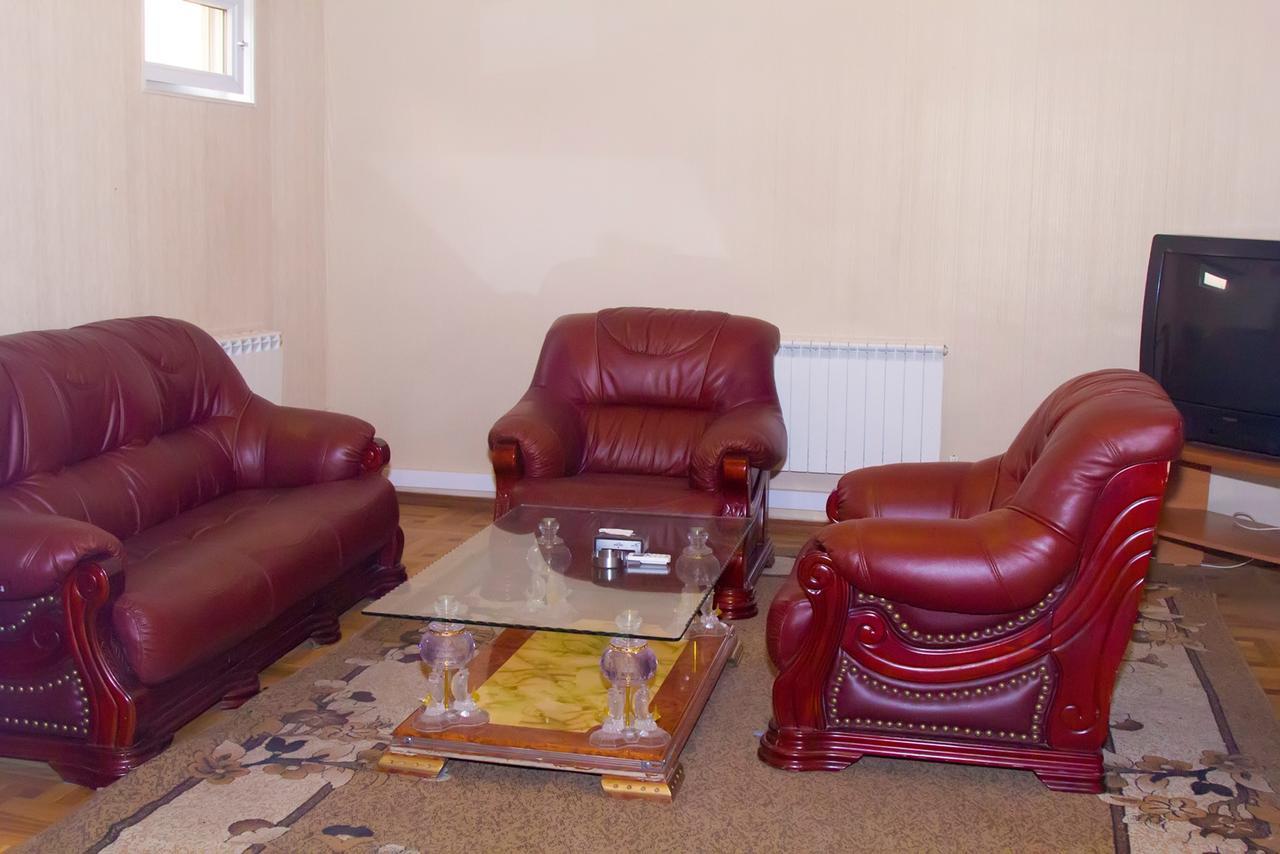 Aratta Hotel Argavand Екстериор снимка