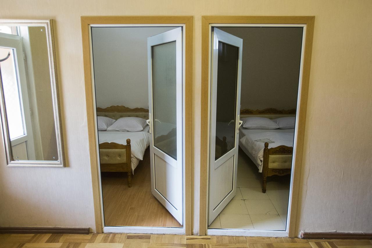 Aratta Hotel Argavand Екстериор снимка