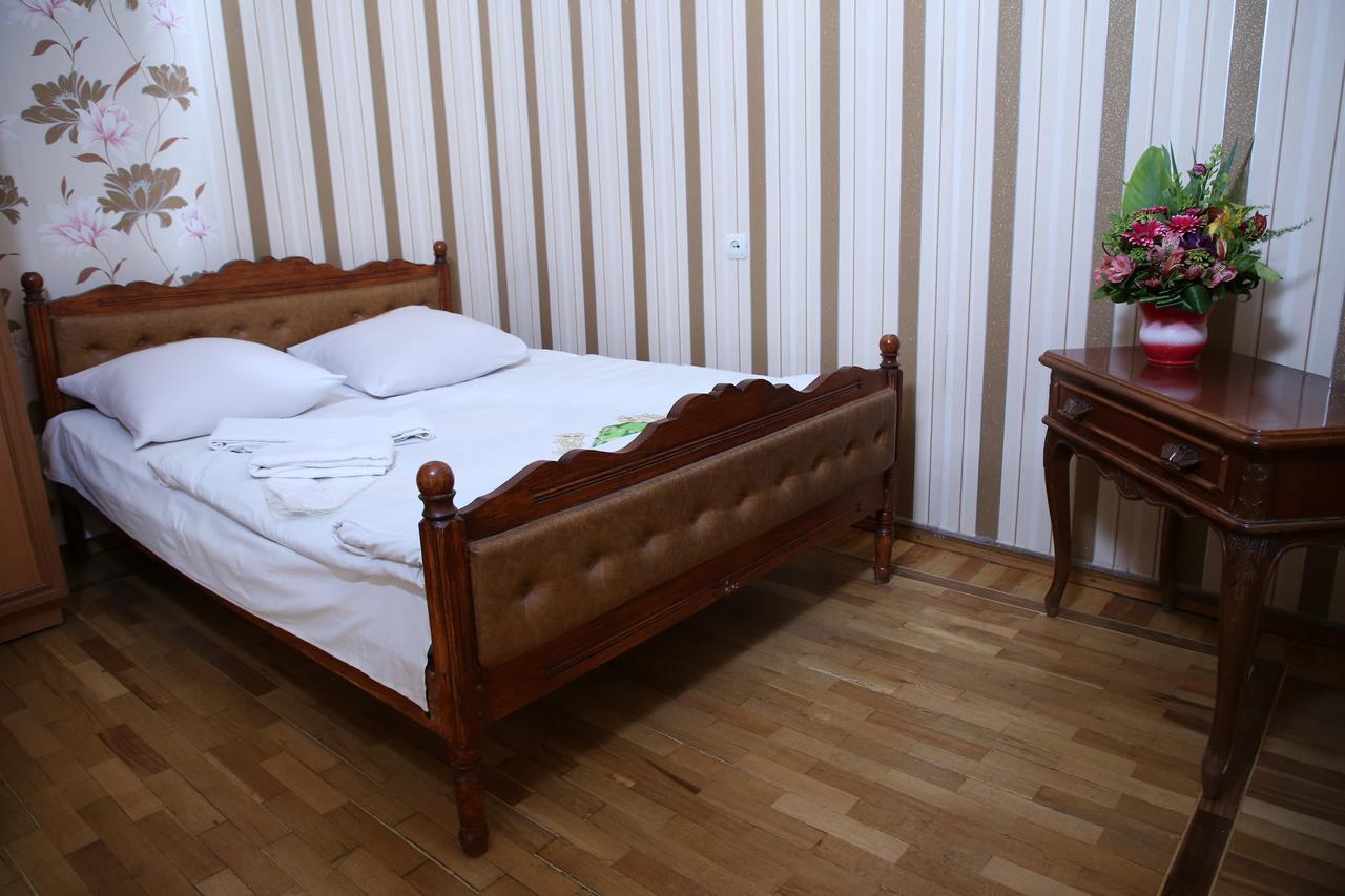 Aratta Hotel Argavand Екстериор снимка