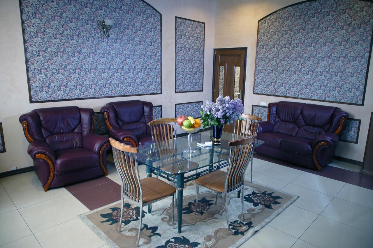 Aratta Hotel Argavand Екстериор снимка