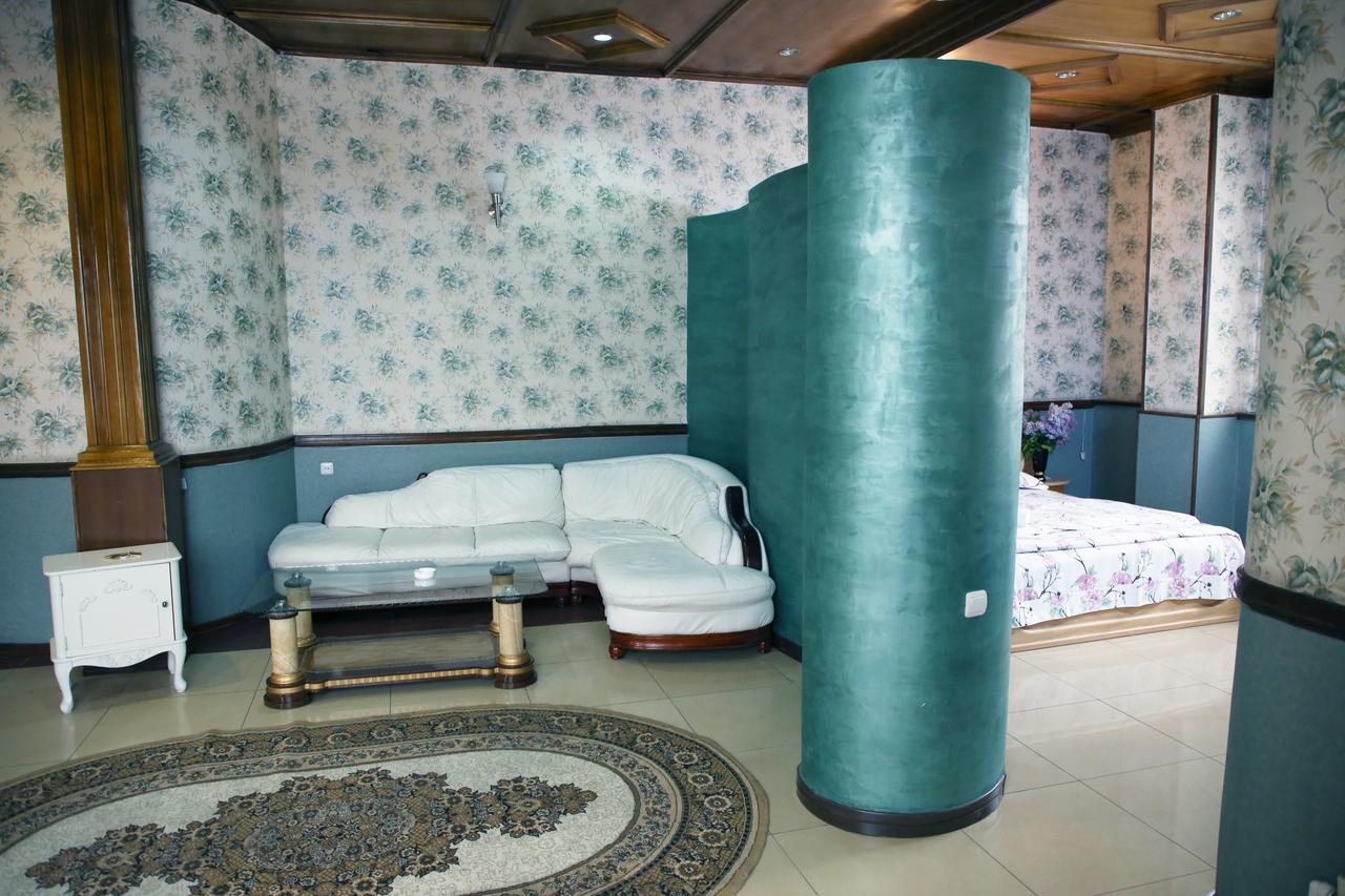 Aratta Hotel Argavand Екстериор снимка