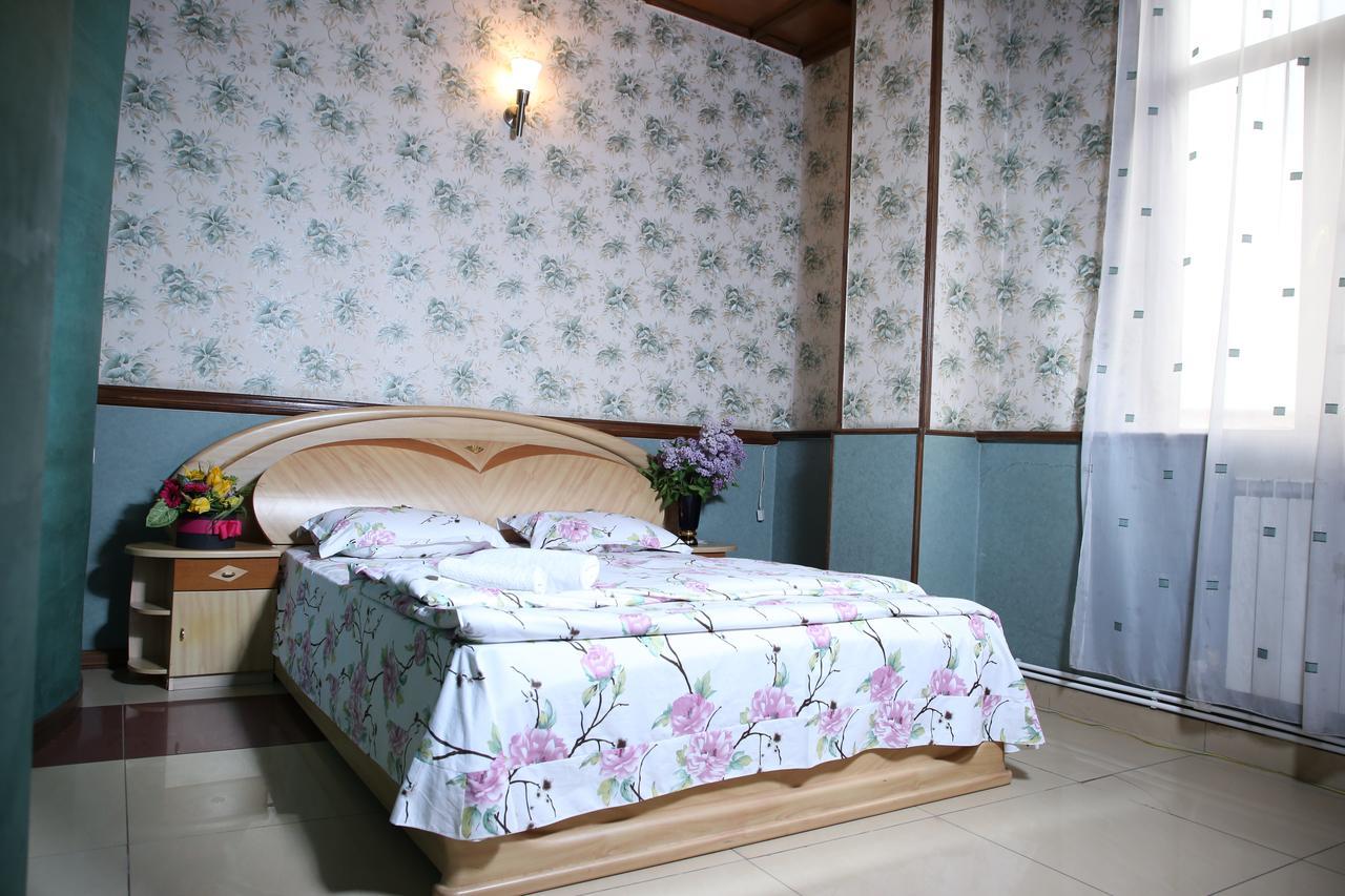 Aratta Hotel Argavand Екстериор снимка