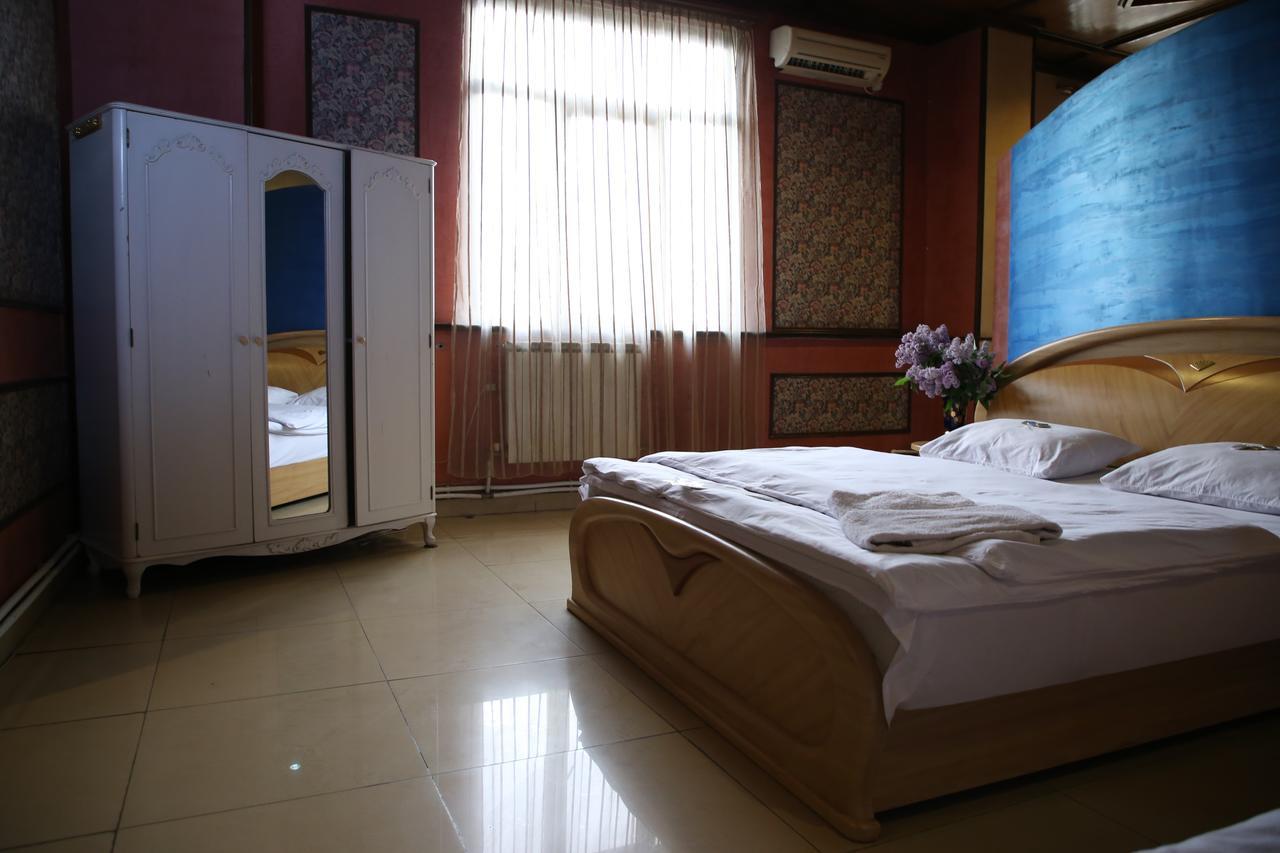 Aratta Hotel Argavand Екстериор снимка