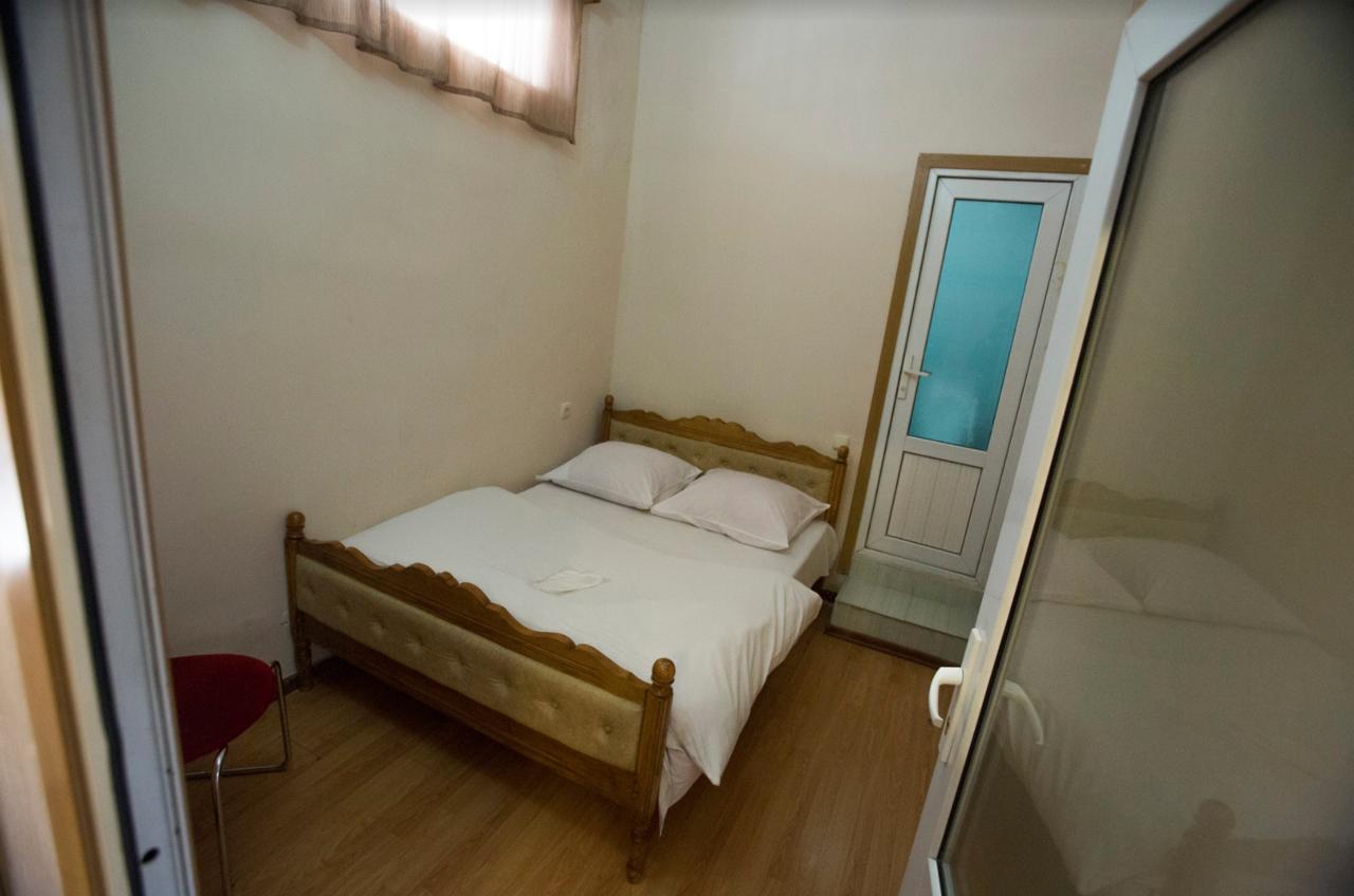Aratta Hotel Argavand Екстериор снимка